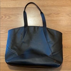 Lululemon large tote